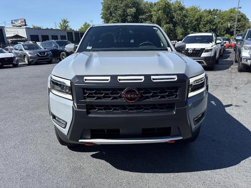 2025 Nissan Frontier PRO-X
