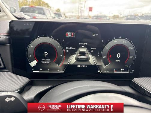 2t Gun Red Roof 2026 Nissan Kicks SR