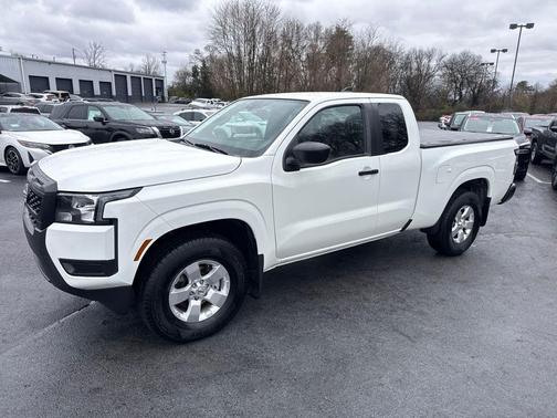 2025 Nissan Frontier S