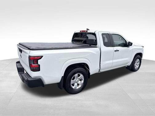 2025 Nissan Frontier S