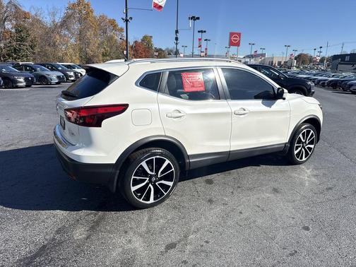 2018 Nissan Rogue Sport SL