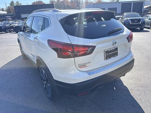 2018 Nissan Rogue Sport SL