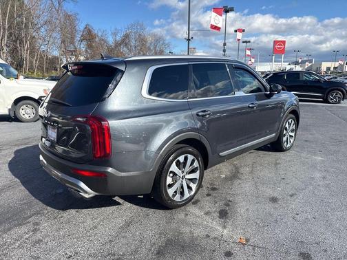 2022 Kia Telluride S