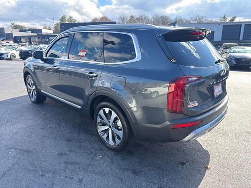 2022 Kia Telluride S