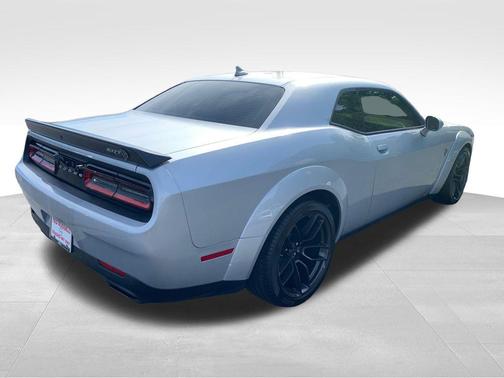 Triple Nickel Clearcoat 2023 Dodge Challenger SRT Hellcat