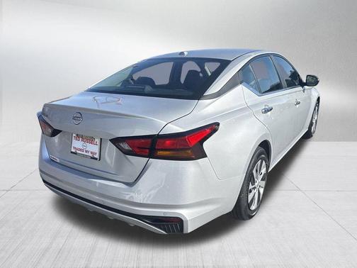 2025 Nissan Altima S