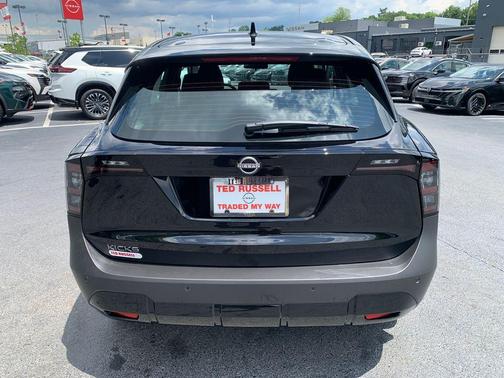 Super Black 2026 Nissan Kicks S