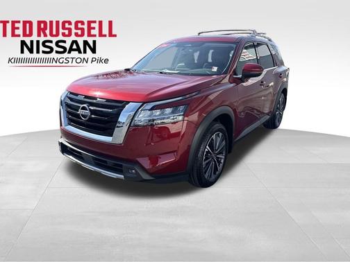 2024 Nissan Pathfinder SL