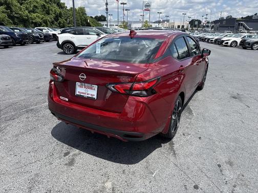 2025 Nissan Versa 1.6 SR
