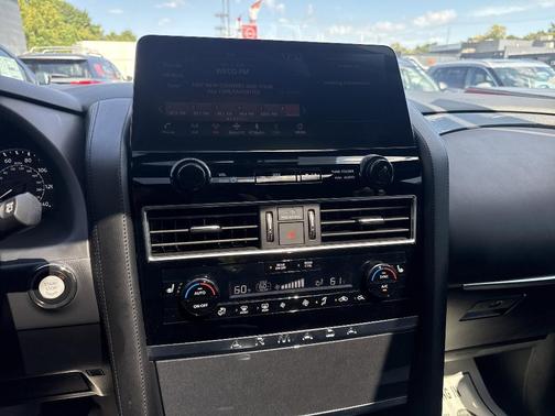 2023 Nissan Armada SL