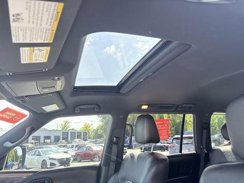 2023 Nissan Armada SL