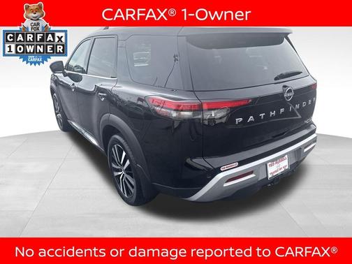 2024 Nissan Pathfinder Platinum