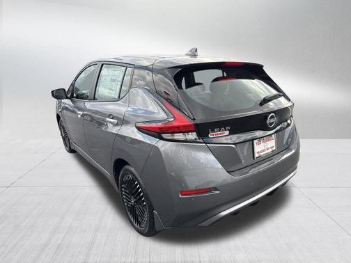2025 Nissan Leaf SV PLUS