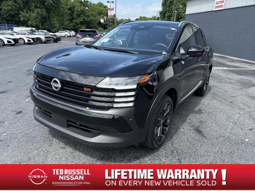 2025 Nissan Kicks SR