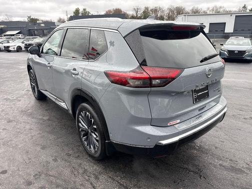 2025 Nissan Rogue Platinum