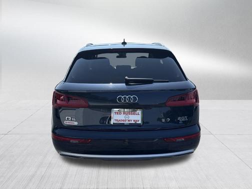 2018 Audi Q5 2.0T Premium Plus