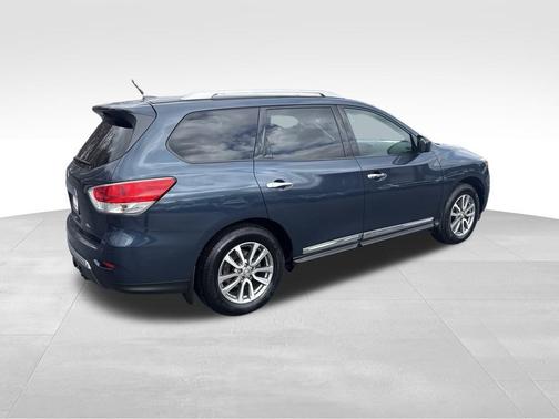 2015 Nissan Pathfinder SL