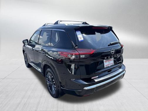 2025 Nissan Rogue Platinum