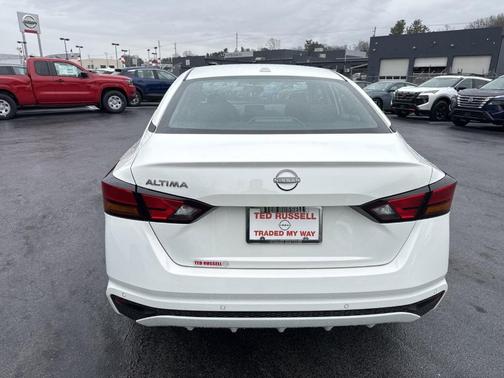 2025 Nissan Altima S