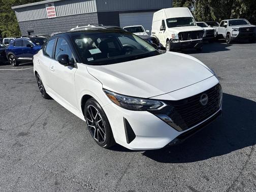 2025 Nissan Sentra SR