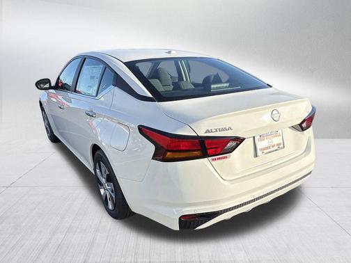 2025 Nissan Altima S