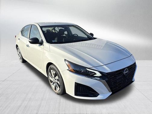 2025 Nissan Altima S