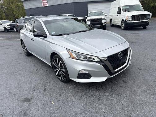 2022 Nissan Altima 2.5 SR