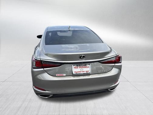 2021 Lexus ES 350 Base
