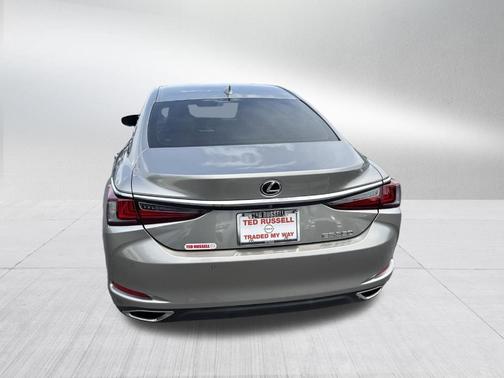 2021 Lexus ES 350 Base