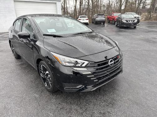 2025 Nissan Versa 1.6 SR