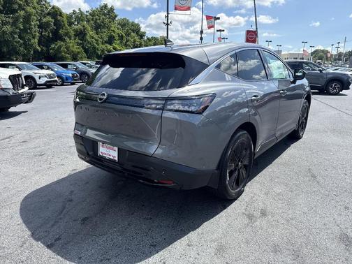 2025 Nissan Murano SV