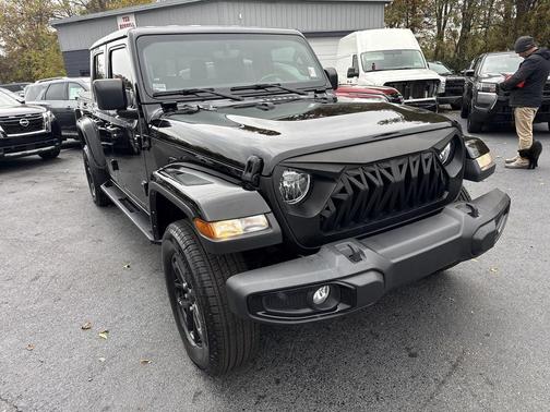 2022 Jeep Gladiator Sport