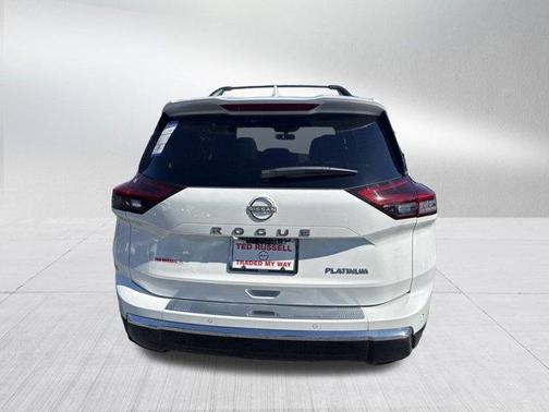 2025 Nissan Rogue Platinum