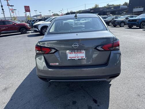 2025 Nissan Versa 1.6 SV