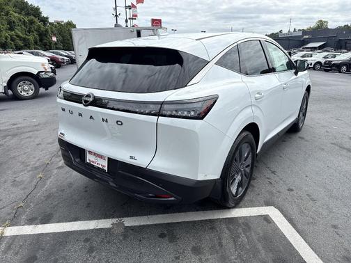 2025 Nissan Murano SL