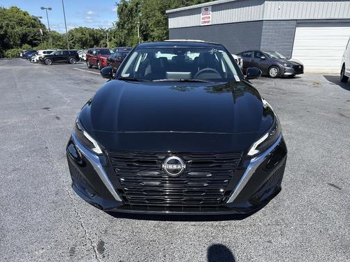 2025 Nissan Altima SL