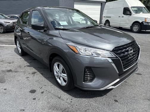 2025 Nissan Kicks Play S