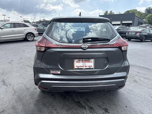 2025 Nissan Kicks Play S