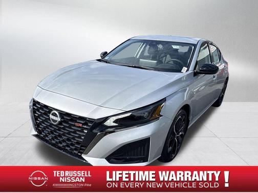 2025 Nissan Altima SR