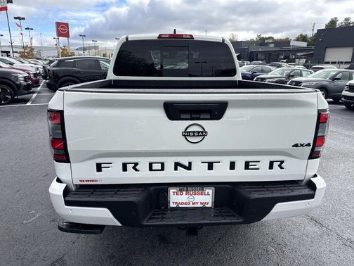 2026 Nissan Frontier SV