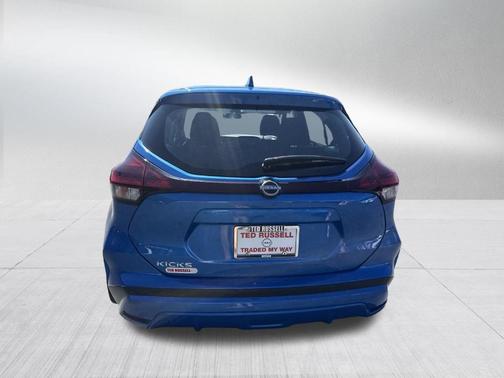 2024 Nissan Kicks S