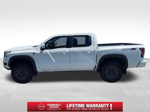 Glacier White 2026 Nissan Frontier PRO-4X