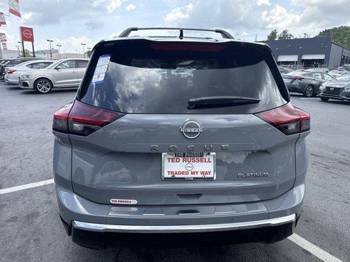 2025 Nissan Rogue Platinum