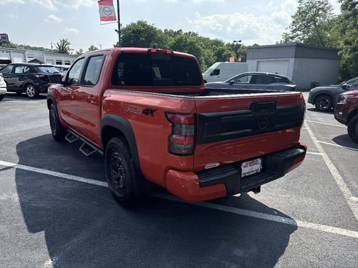 2025 Nissan Frontier PRO-4X