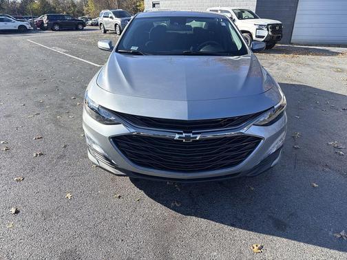 2025 Chevrolet Malibu LT