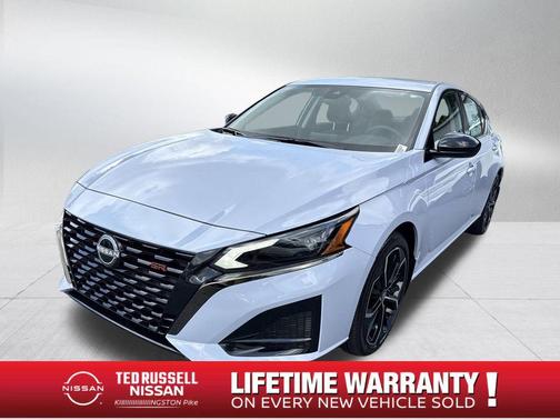 2025 Nissan Altima SR