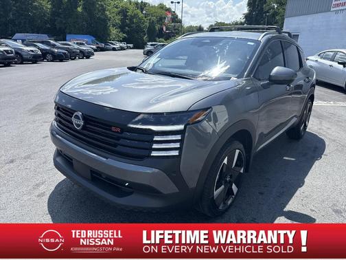 2025 Nissan Kicks SR