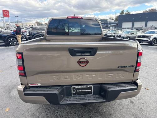2024 Nissan Frontier PRO-4X
