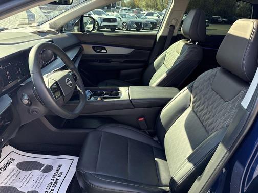 2025 Nissan Murano Platinum