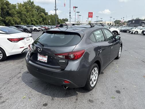 2016 Mazda Mazda3 i Sport